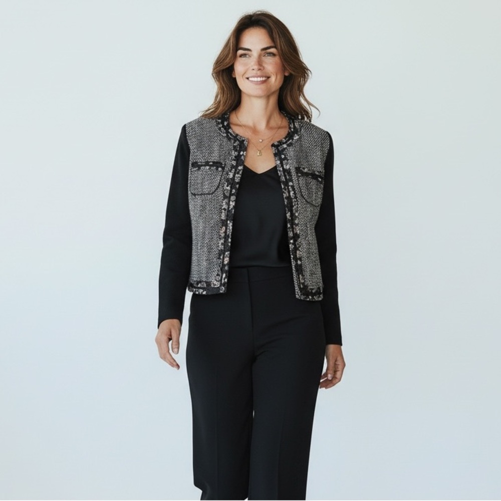 BCBG - GENERATION - EYE CATCHING WOMEN’S BLACK, WHITE & FLORAL TWEED JACKET- B16 - Picture 2 of 12
